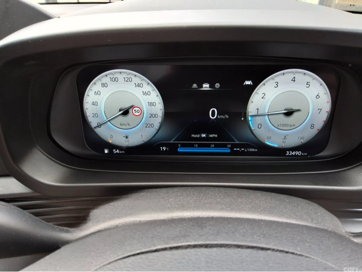 Hyundai i20 Hatchback, Petrol, 2022, Black