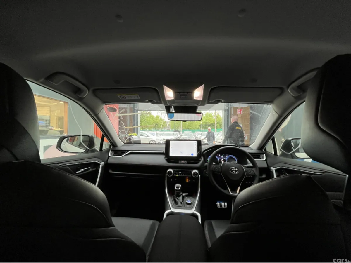 Toyota RAV4 SUV, Petrol Hybrid, 2025, White