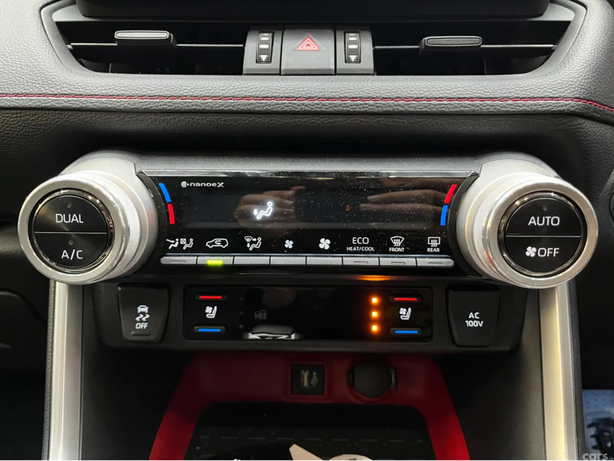 Toyota RAV4 SUV, Petrol Hybrid, 2025, White