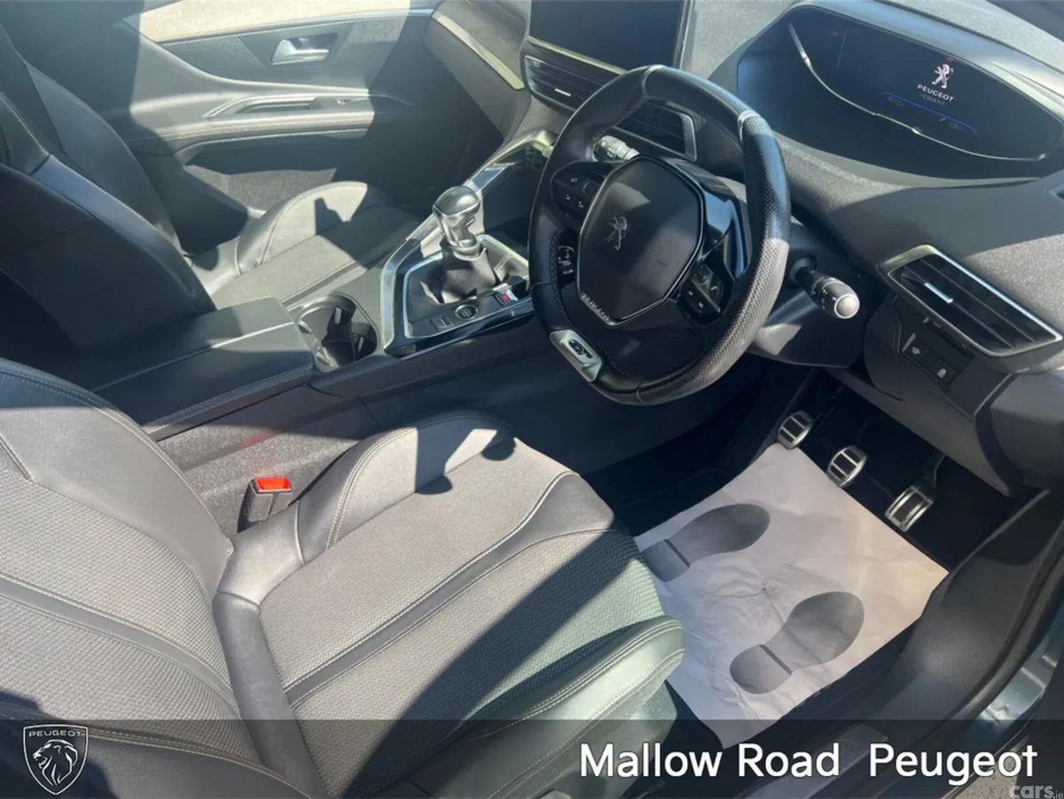 Peugeot 3008 SUV, Petrol, 2022, Blue