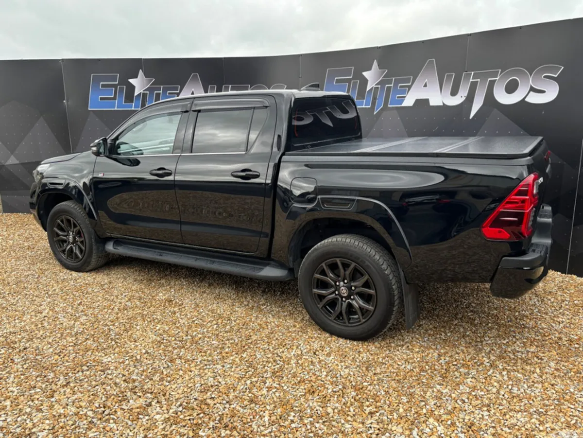 Toyota Hilux Pick Up, Diesel, 2023, Black