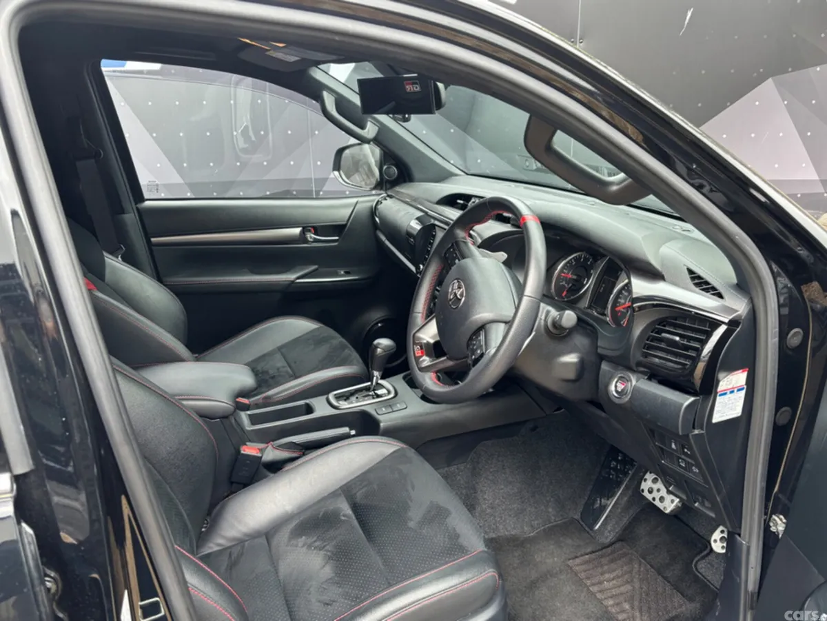 Toyota Hilux Pick Up, Diesel, 2023, Black