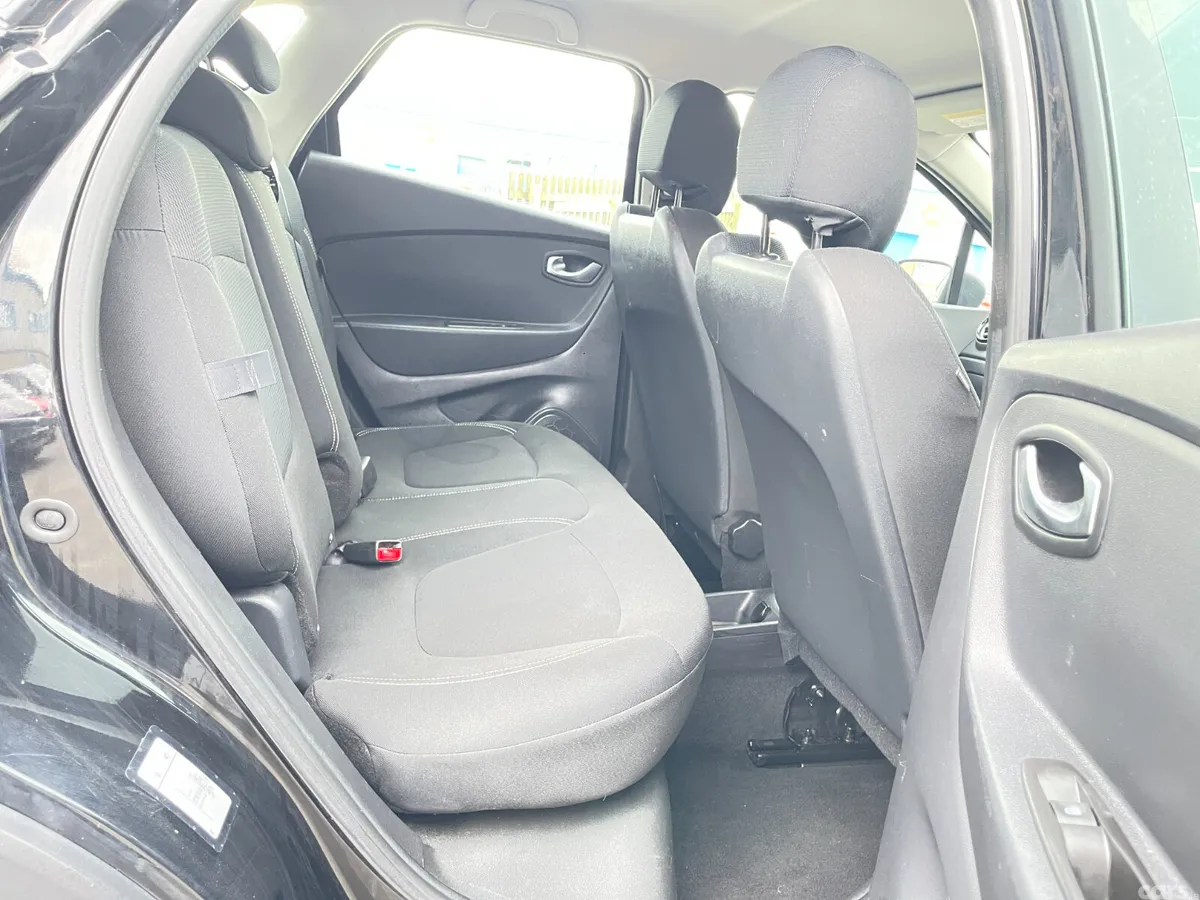Renault Captur Hatchback, Petrol, 2019, Black