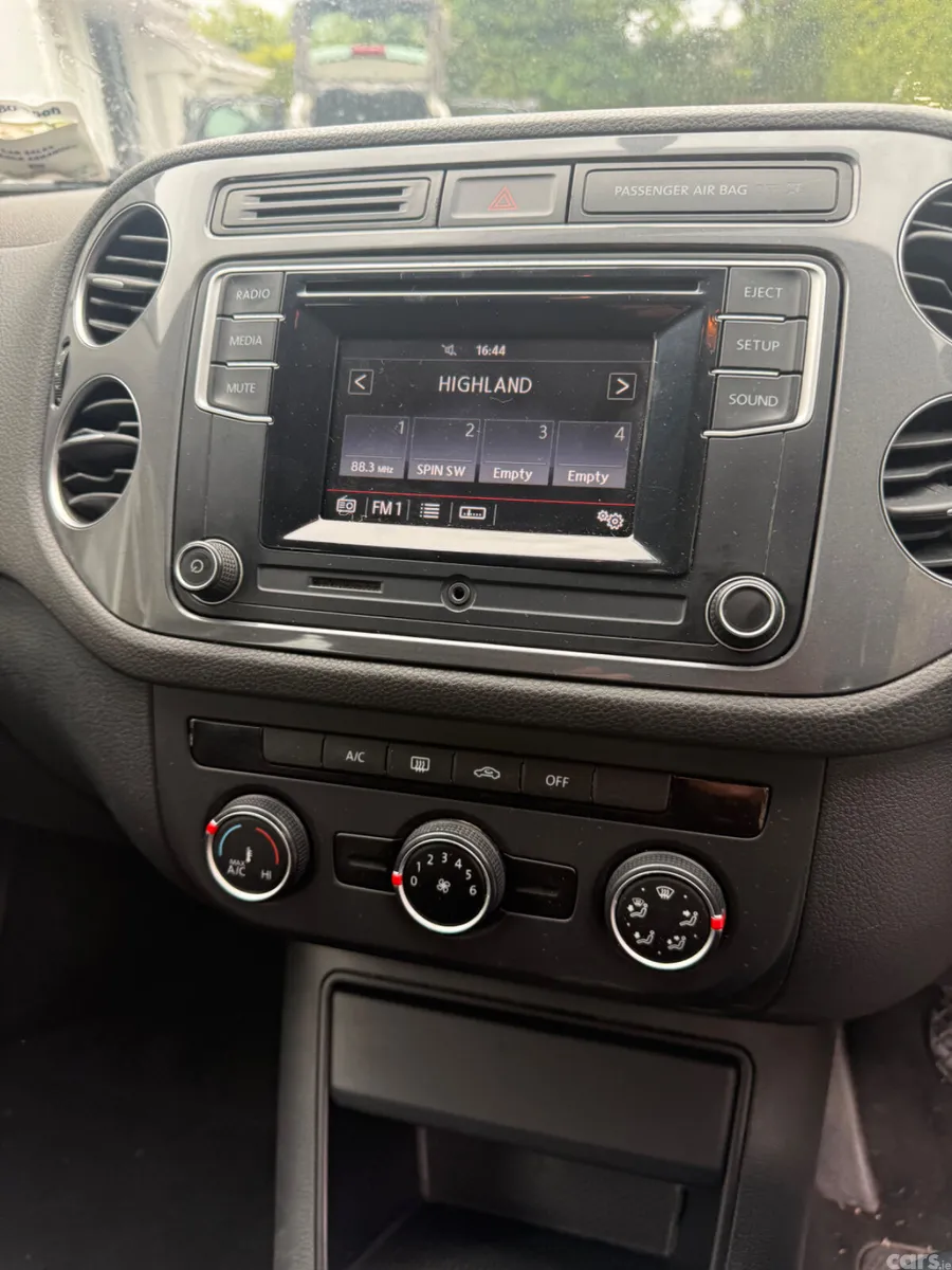 Volkswagen Tiguan SUV, Diesel, 2016, Grey