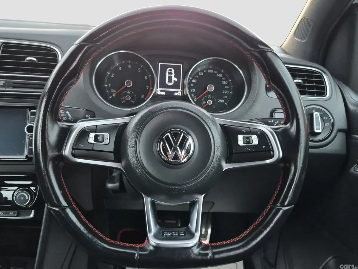 Volkswagen Polo Hatchback, Petrol, 2015, White