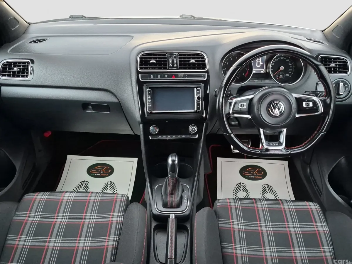Volkswagen Polo Hatchback, Petrol, 2015, White