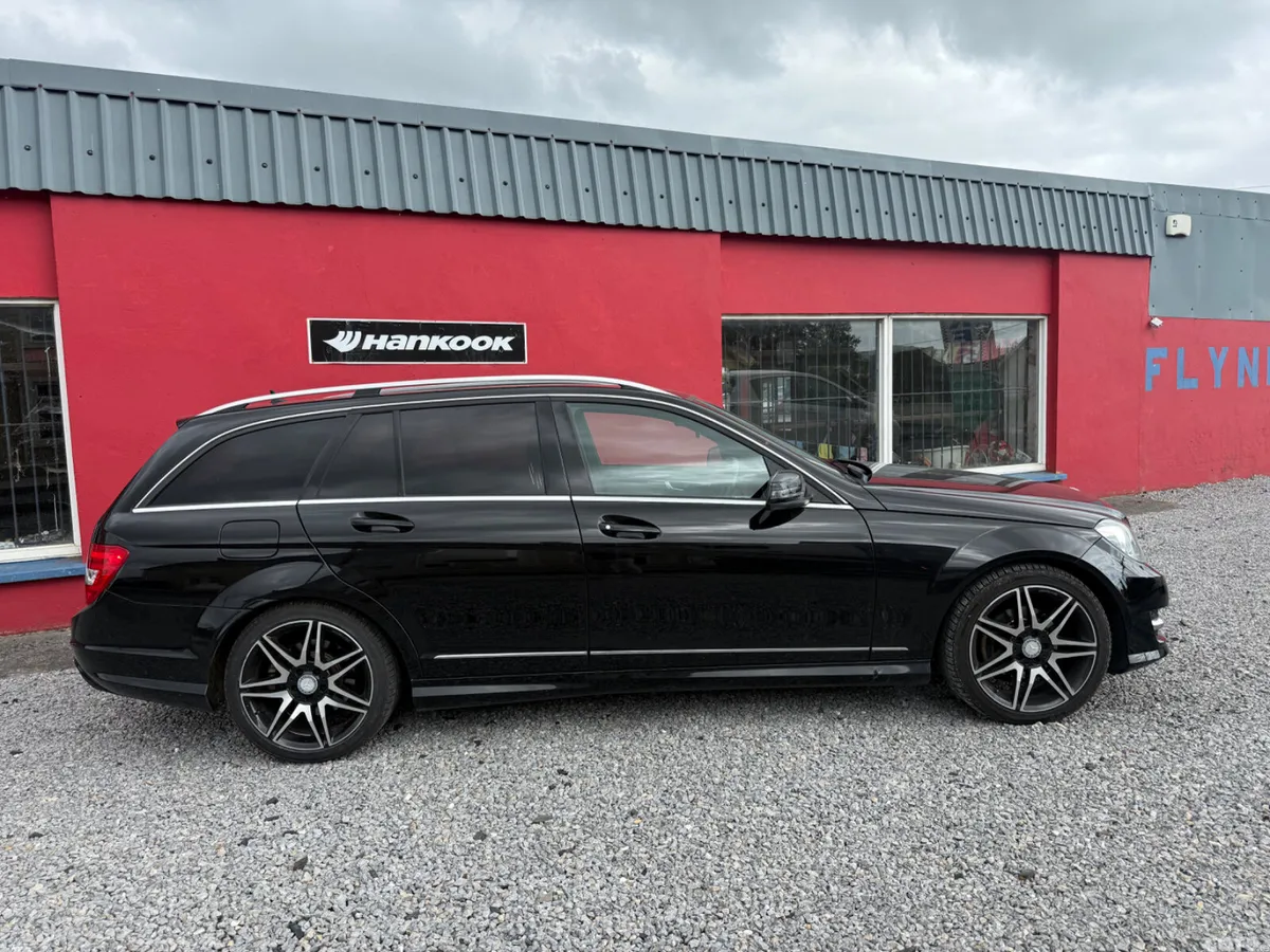 Mercedes-Benz C-Class Estate, Petrol, 2013, Black