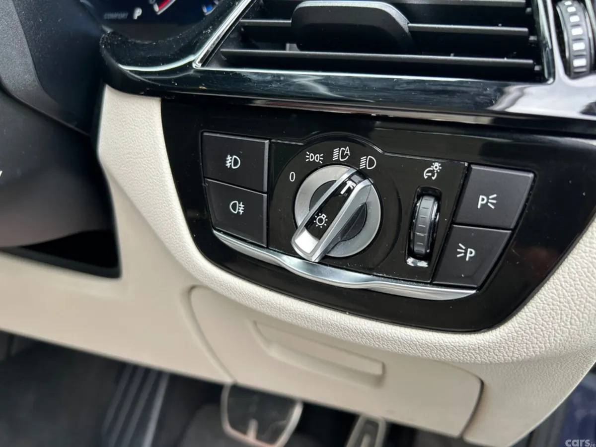 BMW 5-Series Saloon, Diesel, 2019, Blue