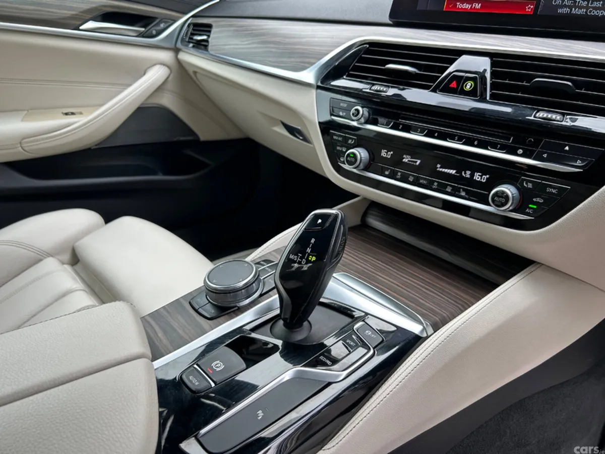 BMW 5-Series Saloon, Diesel, 2019, Blue
