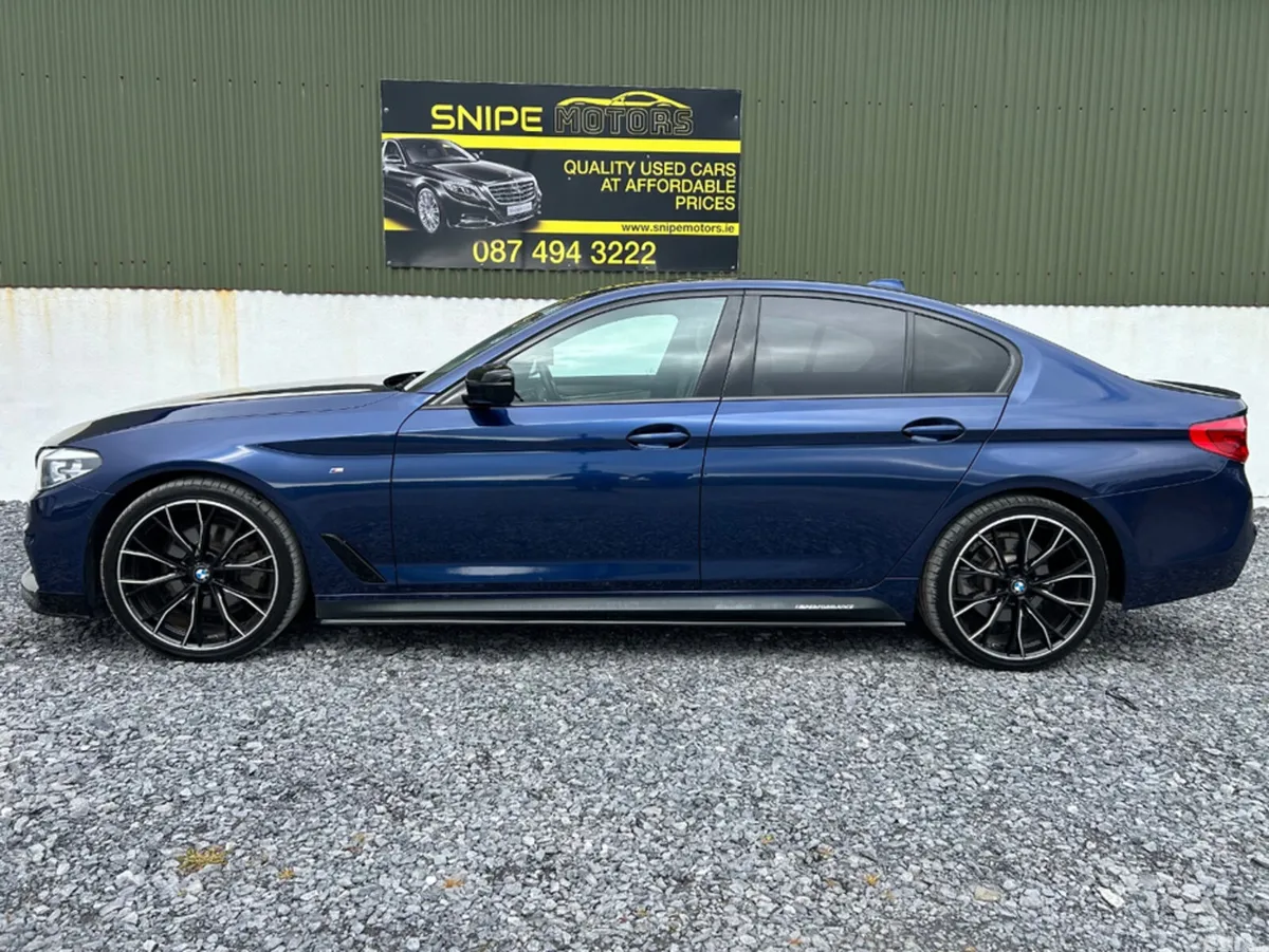 BMW 5-Series Saloon, Diesel, 2019, Blue