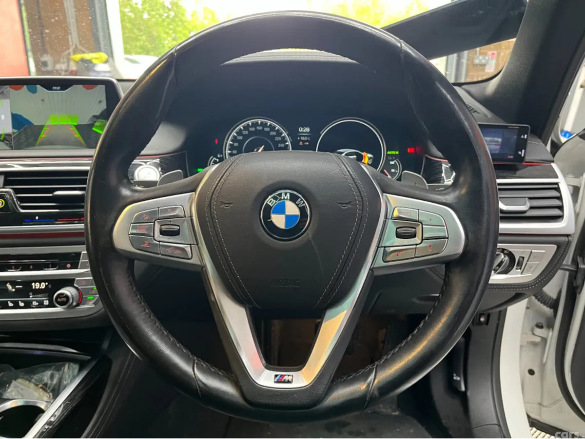 BMW 7-Series Saloon, Petrol Plug-in Hybrid, 2017, White
