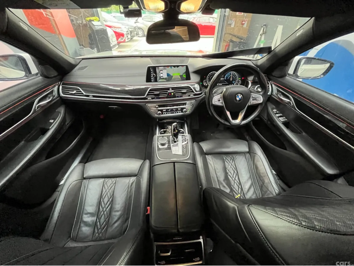 BMW 7-Series Saloon, Petrol Plug-in Hybrid, 2017, White