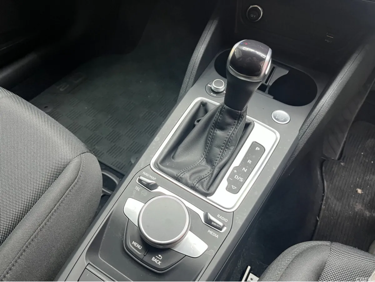 Audi Q2 SUV, Diesel, 2023, White