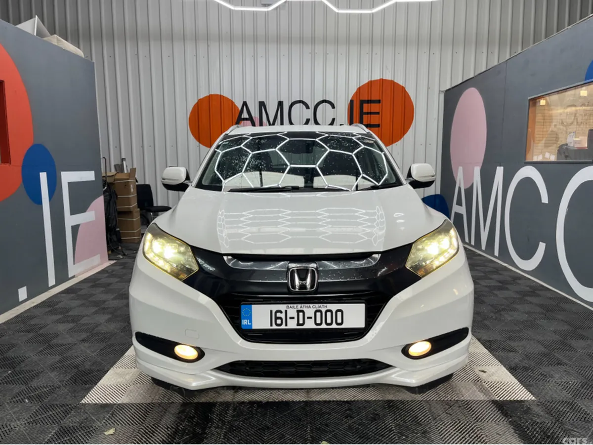 Honda Vezel SUV, Petrol Hybrid, 2016, White