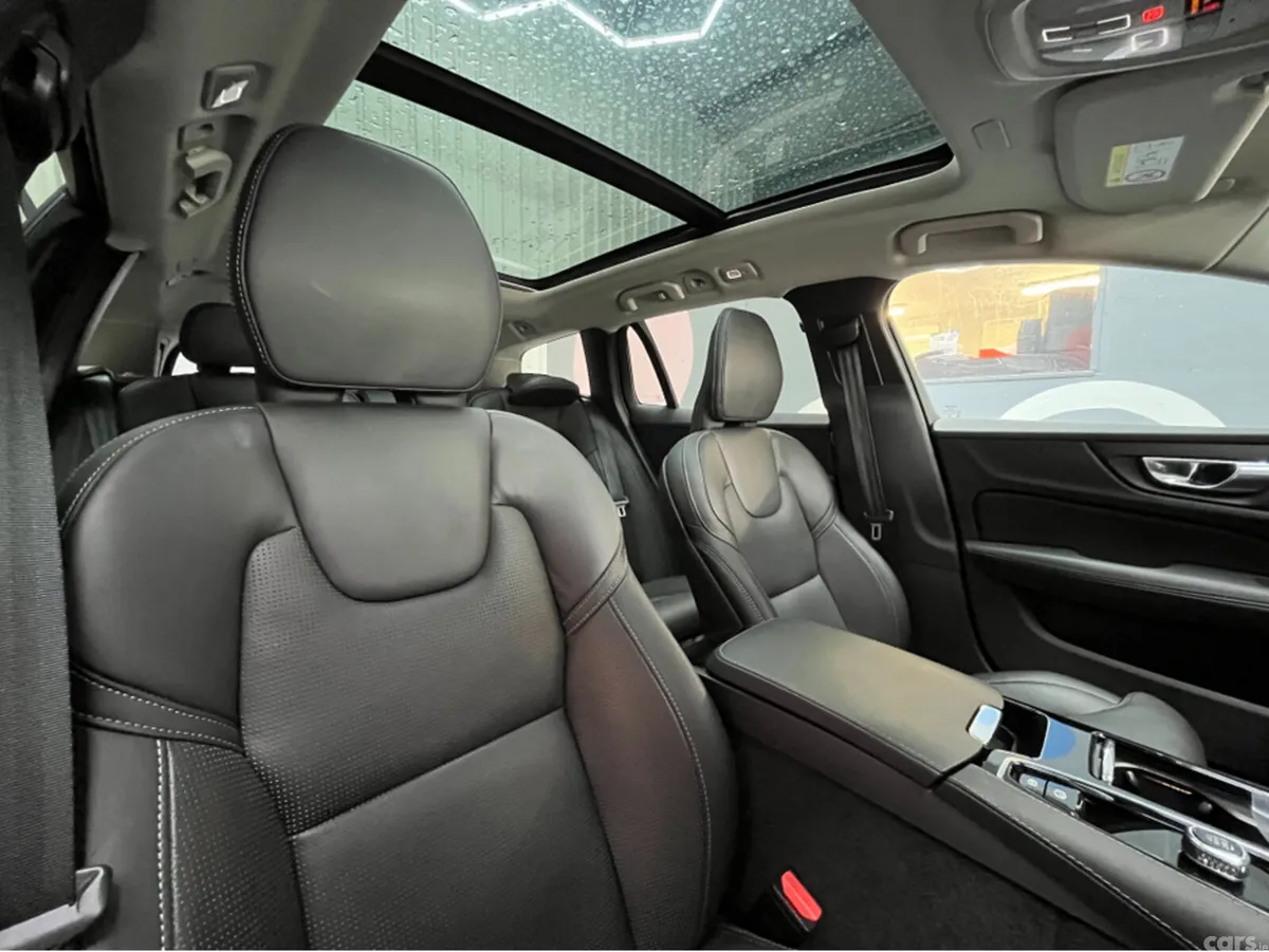 Volvo V60 Saloon, Petrol Plug-in Hybrid, 2024, Red