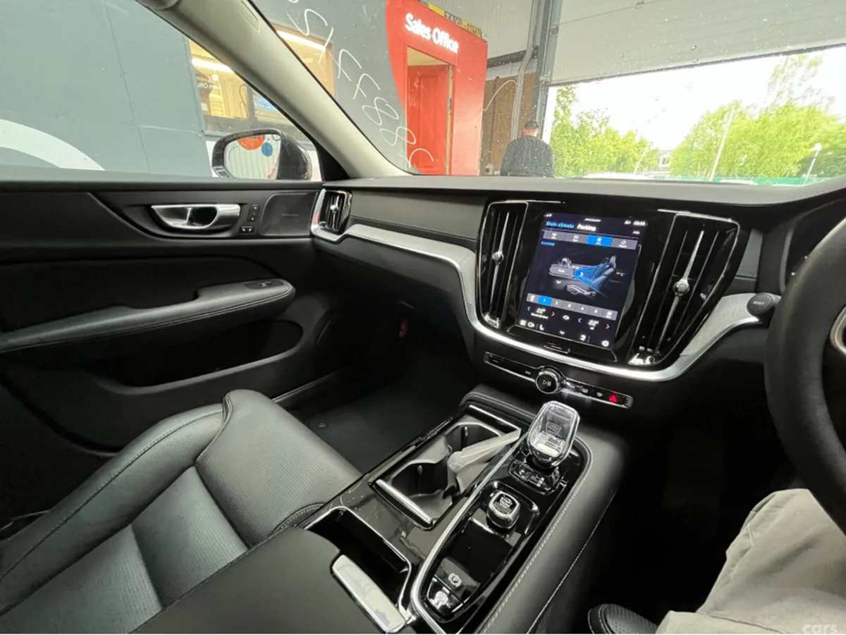 Volvo V60 Saloon, Petrol Plug-in Hybrid, 2024, Red