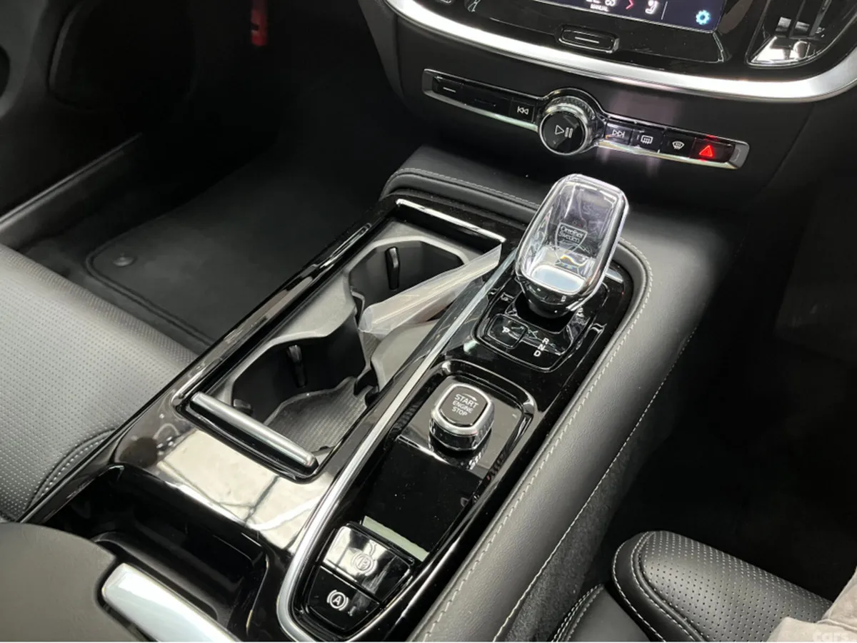 Volvo V60 Saloon, Petrol Plug-in Hybrid, 2024, Red