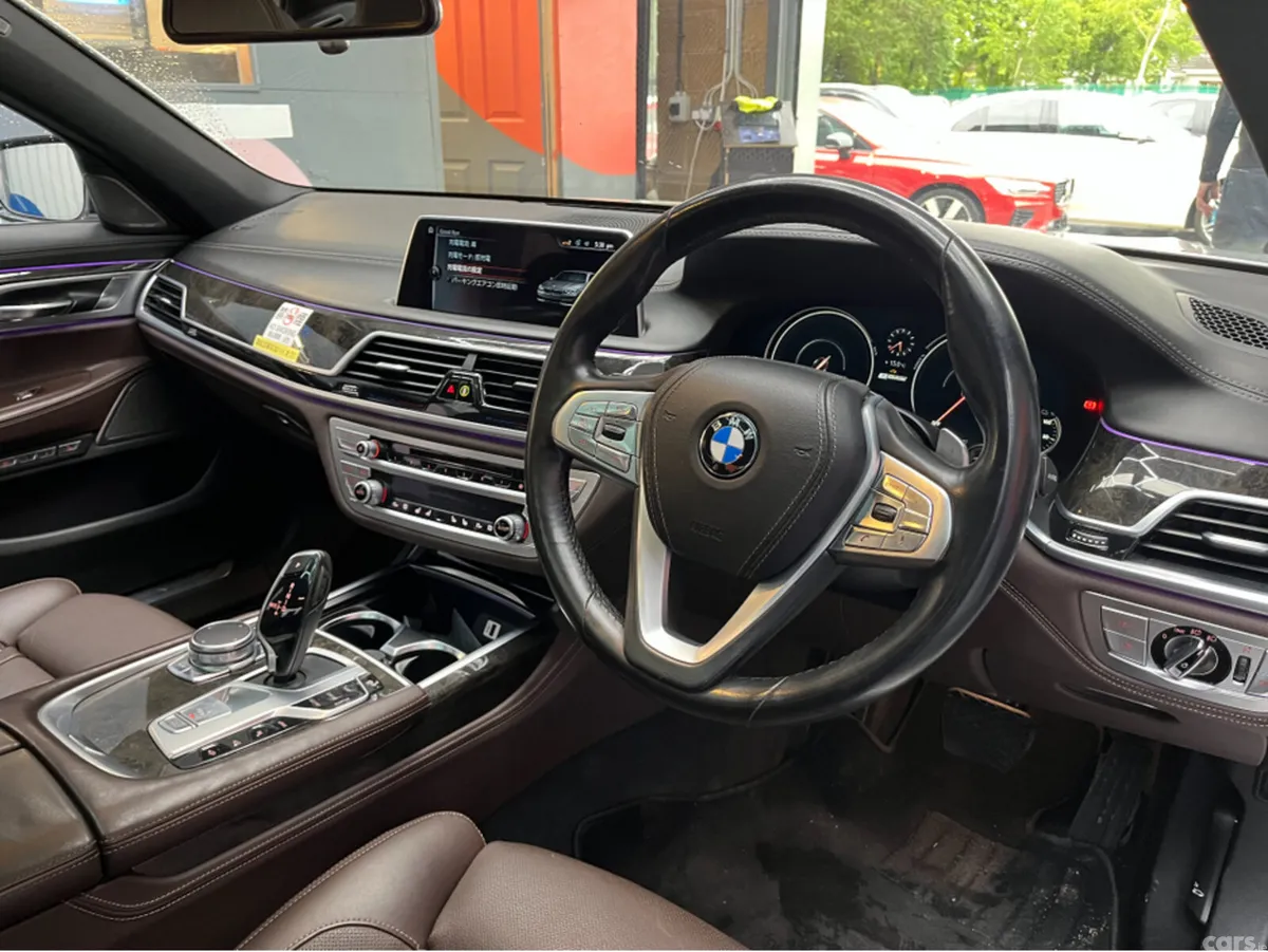 BMW 7-Series Saloon, Petrol Plug-in Hybrid, 2016, White