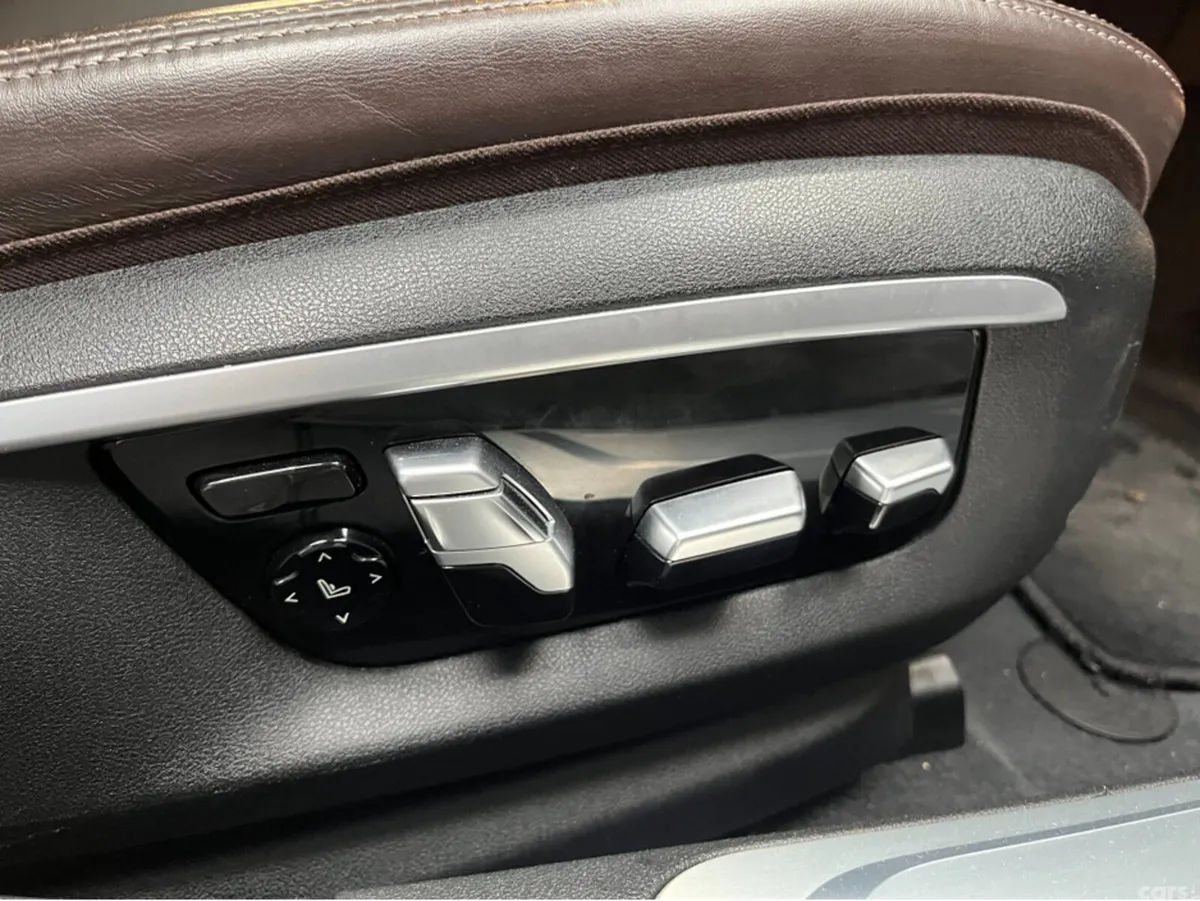 BMW 7-Series Saloon, Petrol Plug-in Hybrid, 2016, White