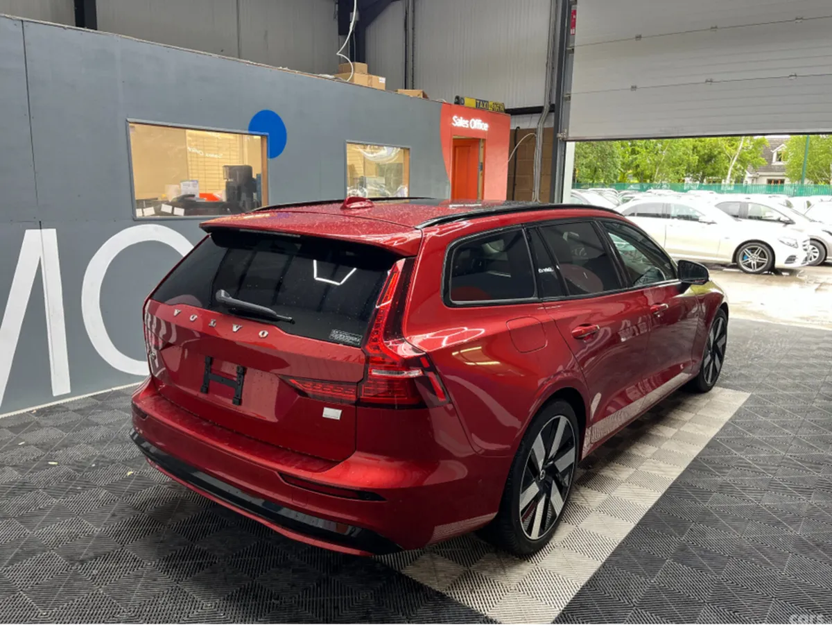 Volvo V60 Saloon, Petrol Plug-in Hybrid, 2024, Red