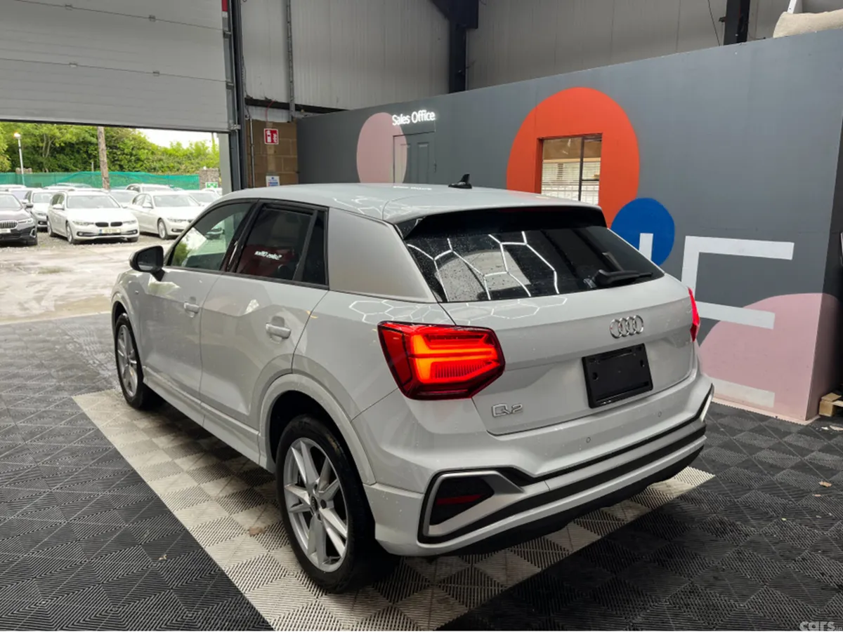 Audi Q2 SUV, Petrol, 2023, White