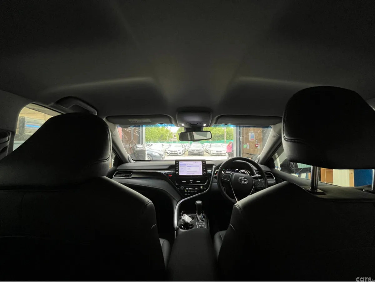 Toyota Camry Saloon, Petrol, 2023, Black