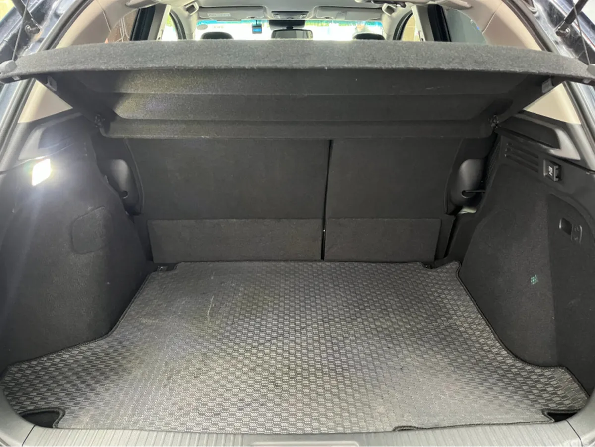 Honda Vezel SUV, Petrol Hybrid, 2018, Black
