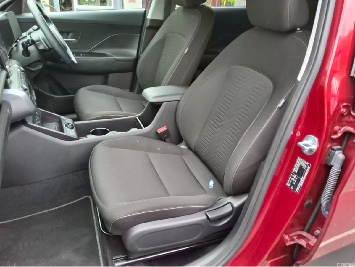 Hyundai KONA SUV, Petrol Hybrid, 2023, Red