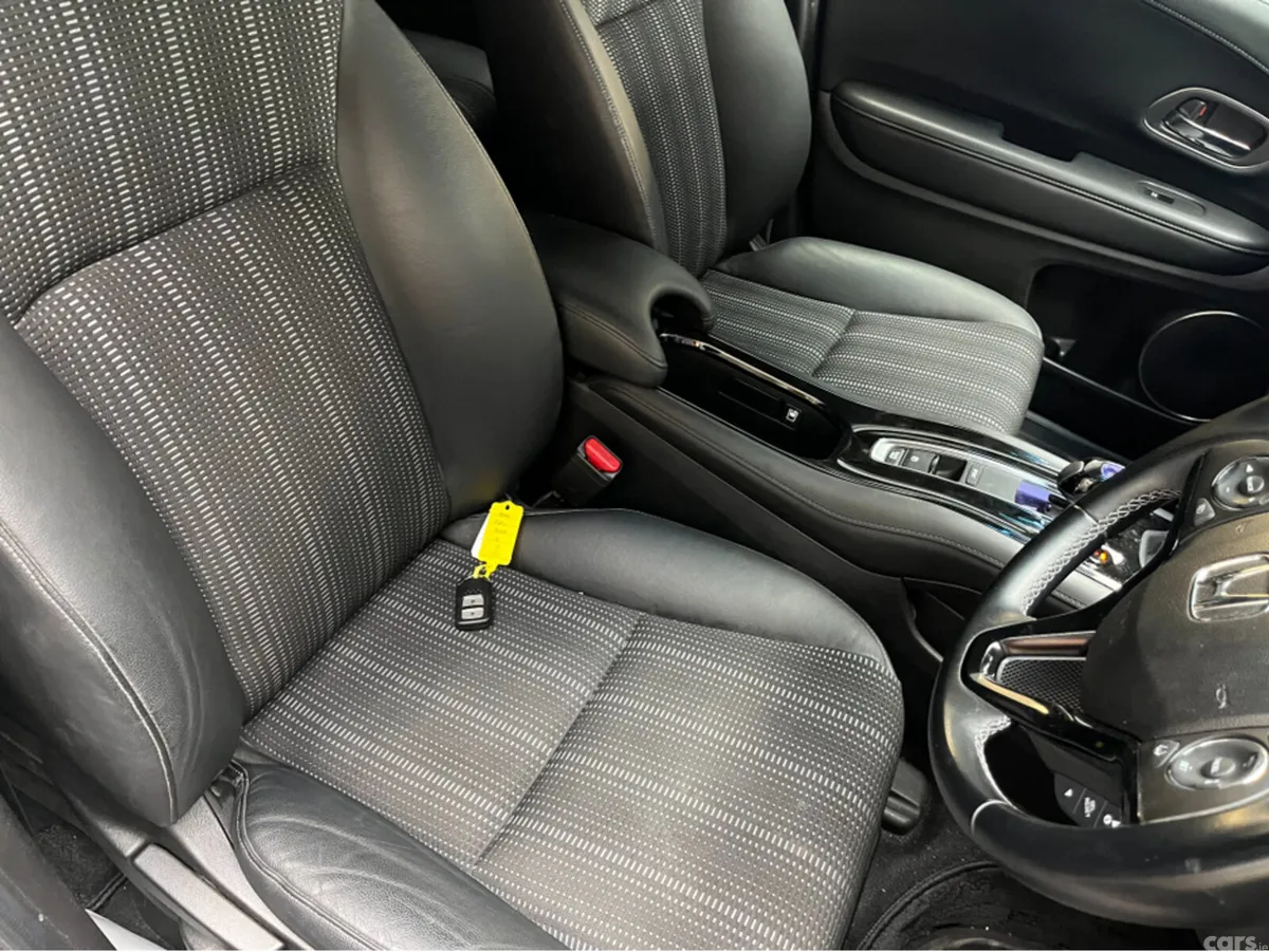 Honda Vezel SUV, Petrol Hybrid, 2018, Black