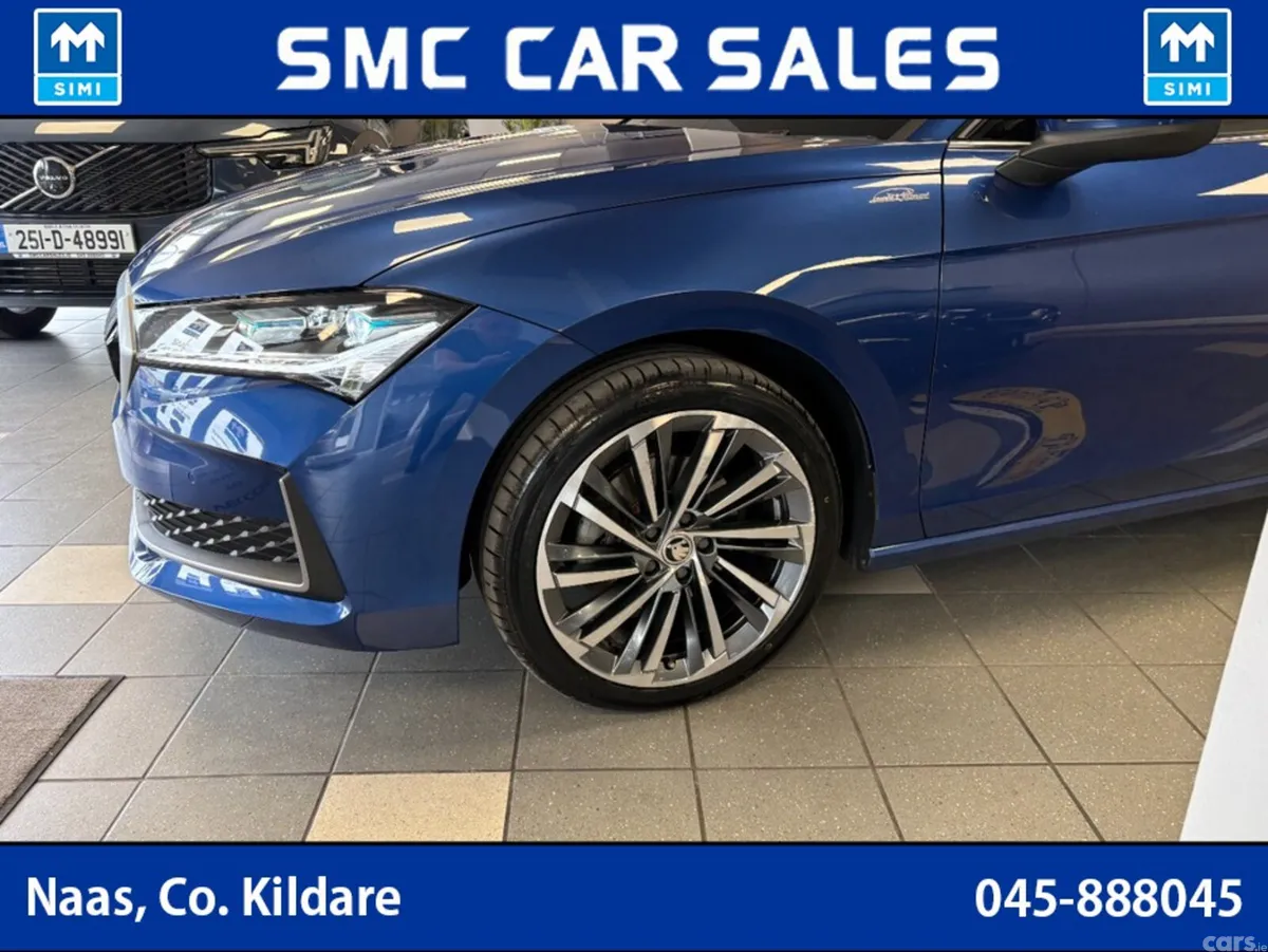 Skoda Superb Estate, Diesel, 2024, Blue