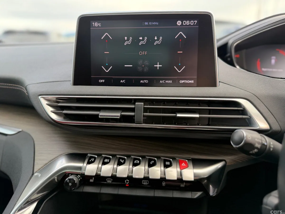 Peugeot 3008 SUV, Diesel, 2021, White