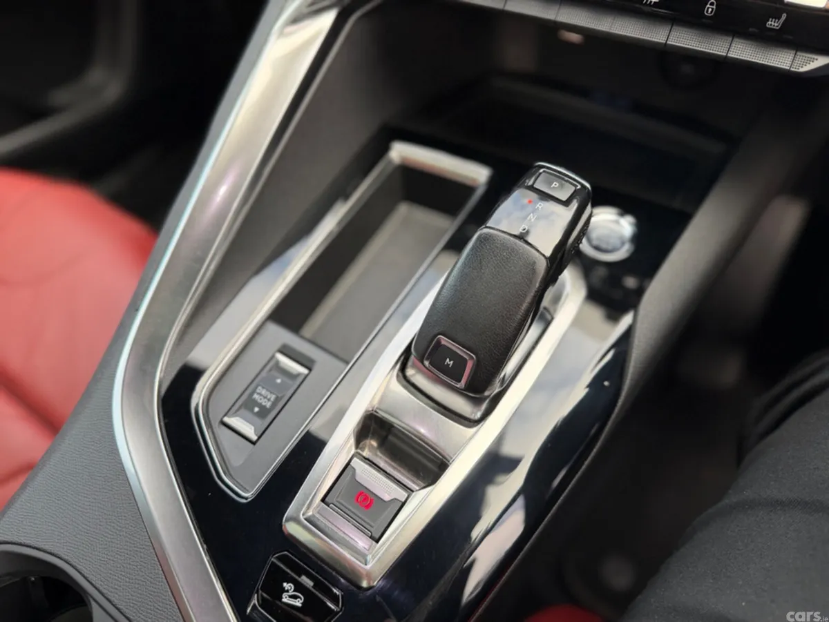 Peugeot 3008 SUV, Diesel, 2021, White