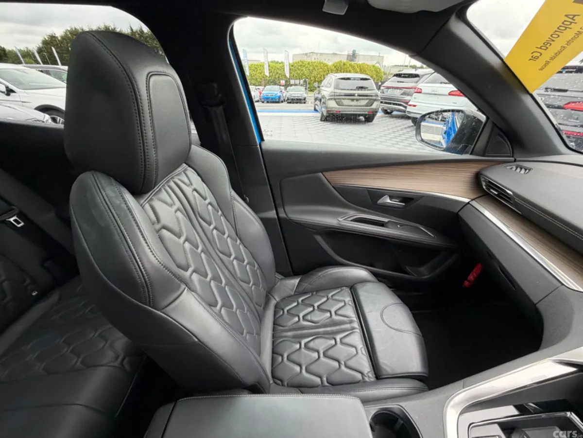 Peugeot 3008 SUV, Diesel, 2021, Blue