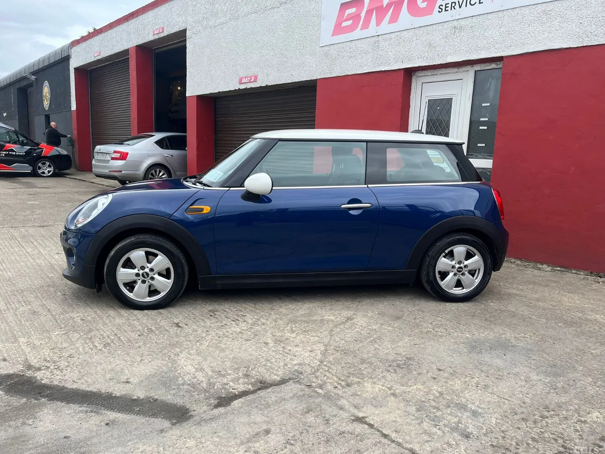 Mini Cooper Hatchback, Diesel, 2015, Blue