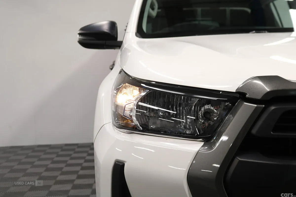 Toyota Hilux Pick Up, Diesel, 2022, White