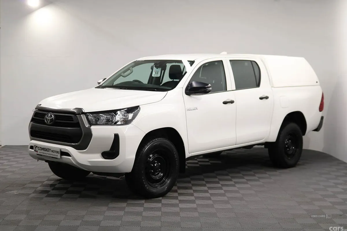 Toyota Hilux Pick Up, Diesel, 2022, White