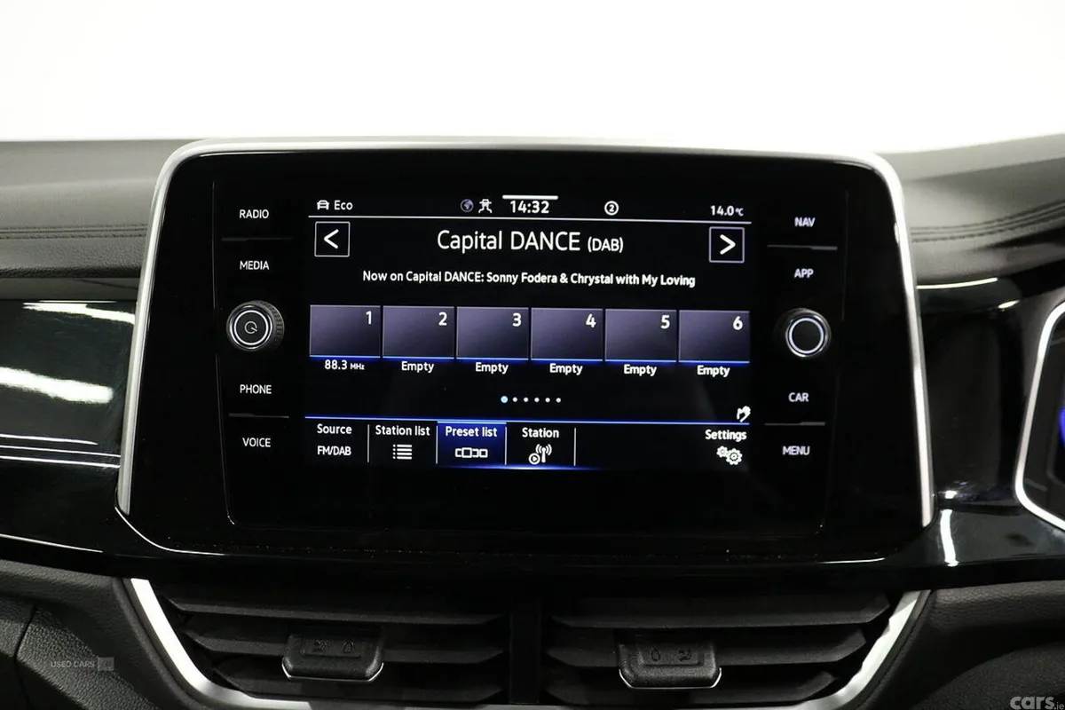Volkswagen T-Roc SUV, Diesel, 2023, Grey