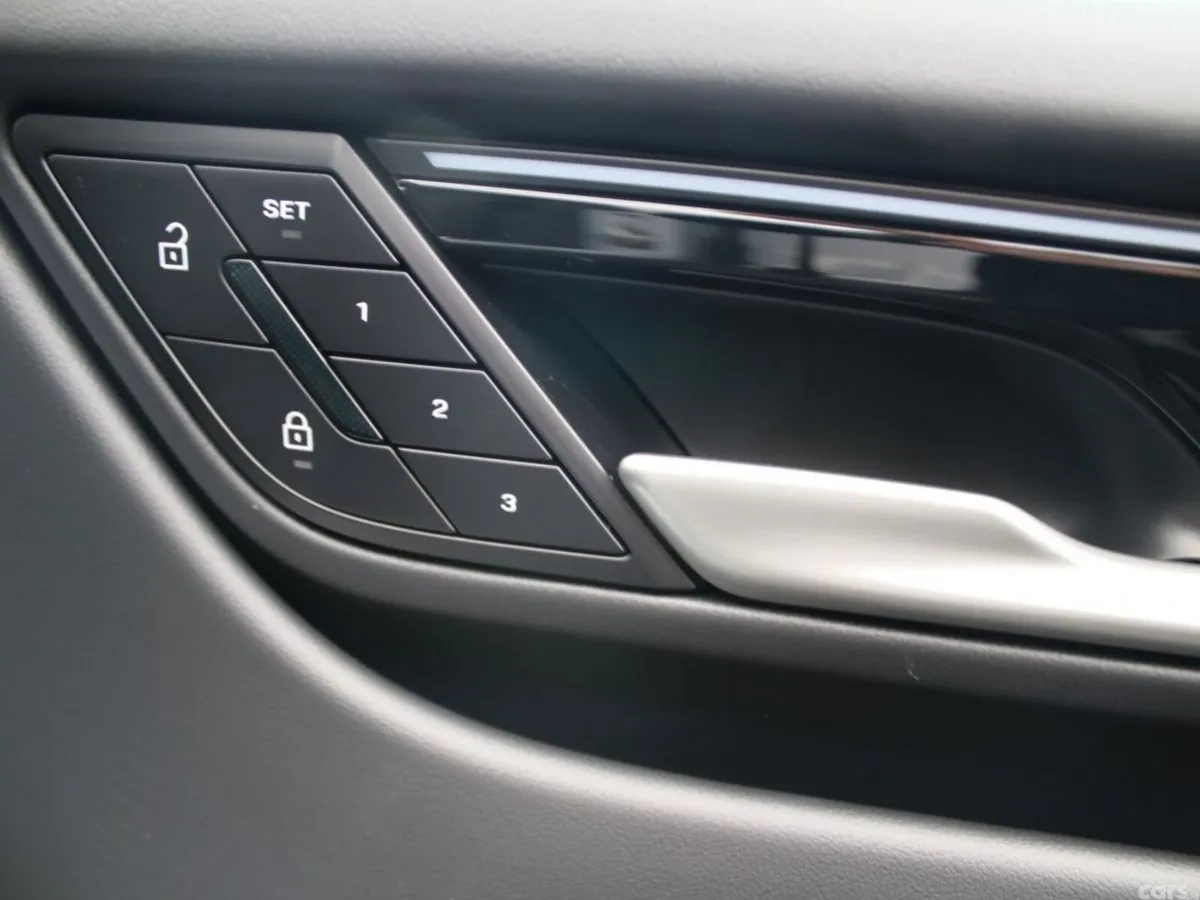 Porsche Macan SUV, Electric, 2026, Grey