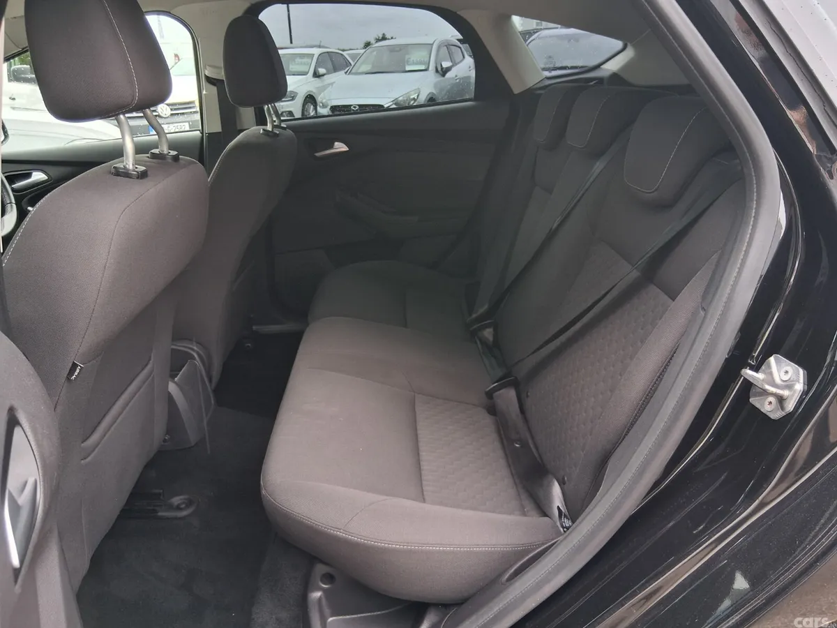 Ford Focus Hatchback, Diesel, 2014, Black