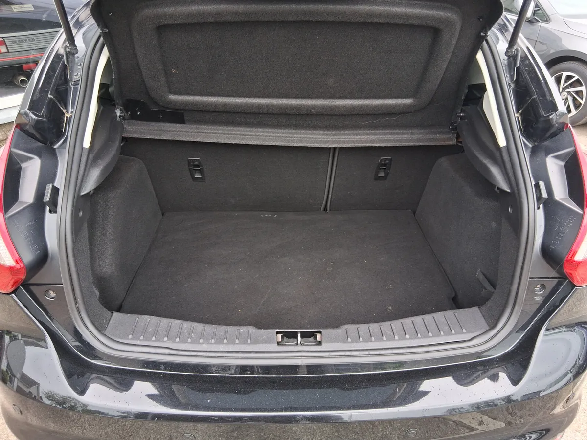Ford Focus Hatchback, Diesel, 2014, Black