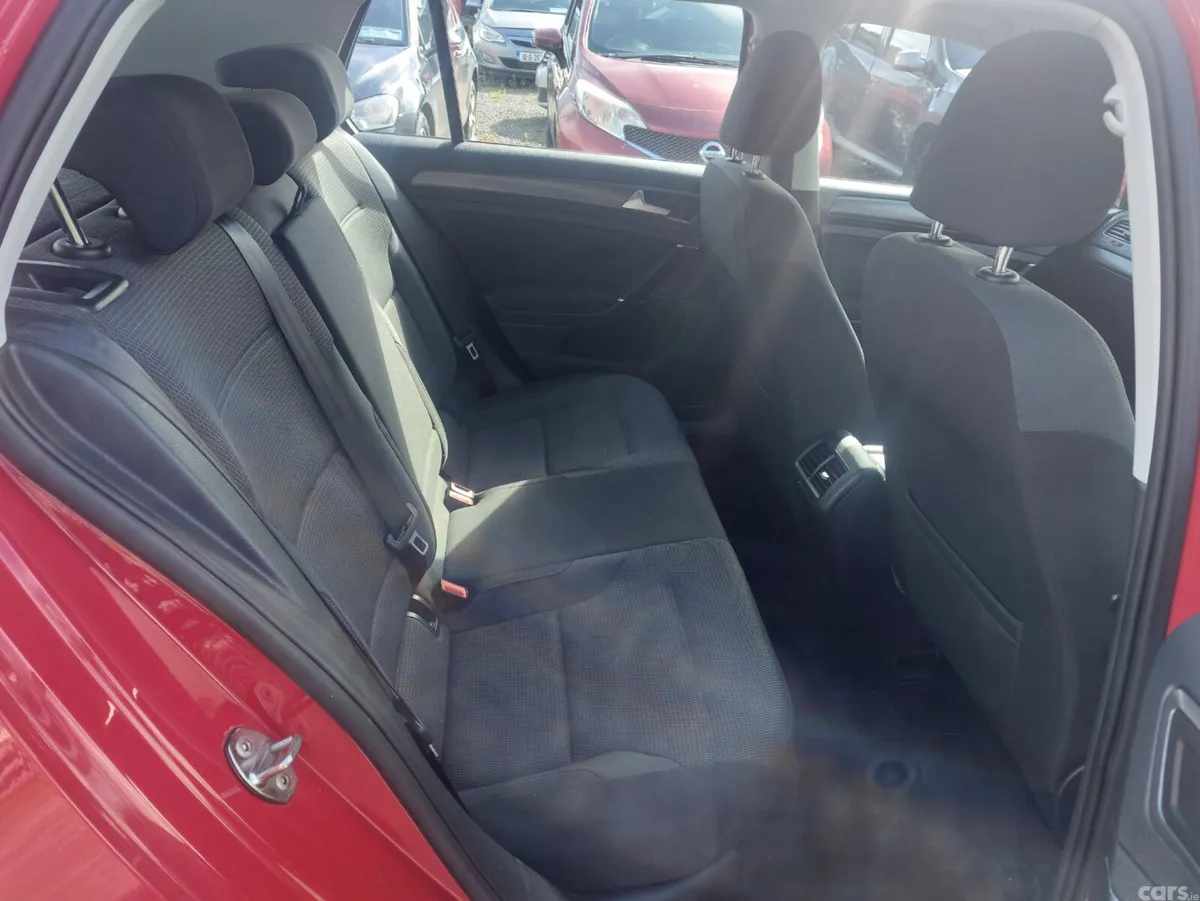 Volkswagen Golf Estate, Diesel, 2017, Red