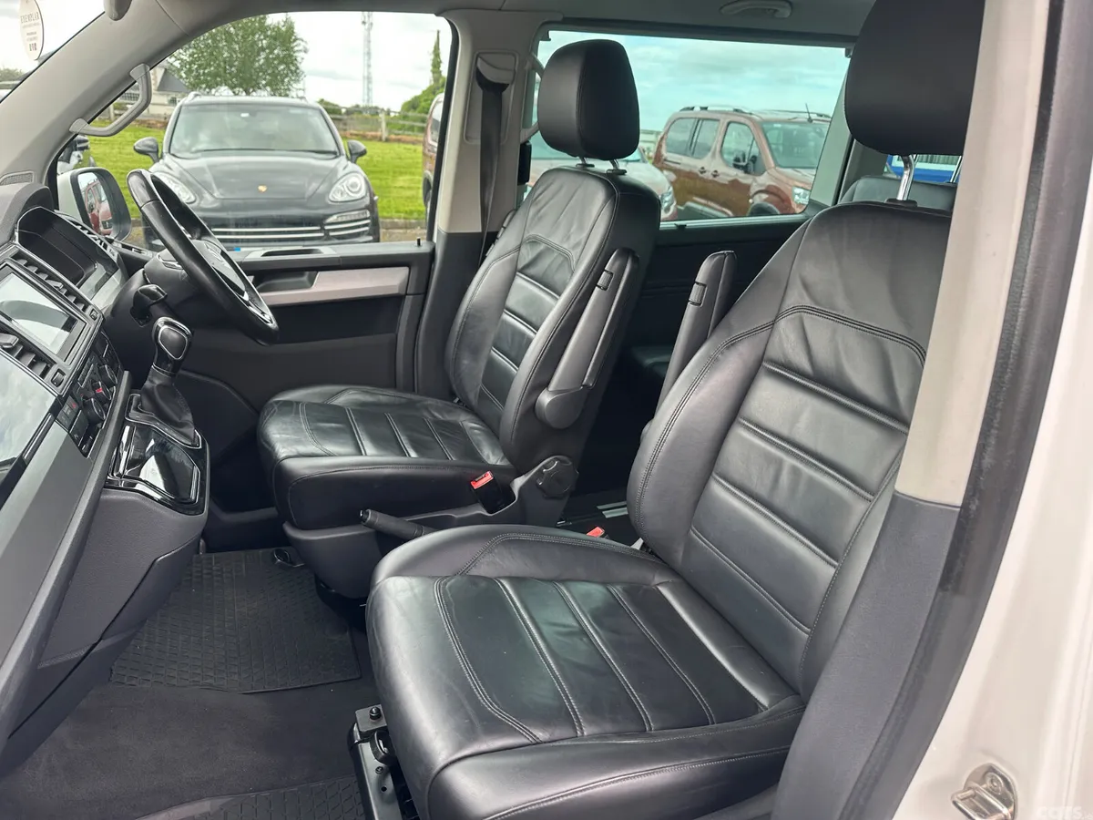 Volkswagen Caravelle MPV, Diesel, 2018, White