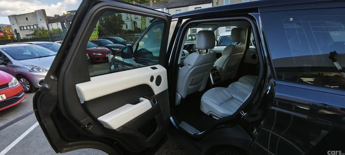Land Rover Range Rover Sport SUV, Diesel, 2014, Black