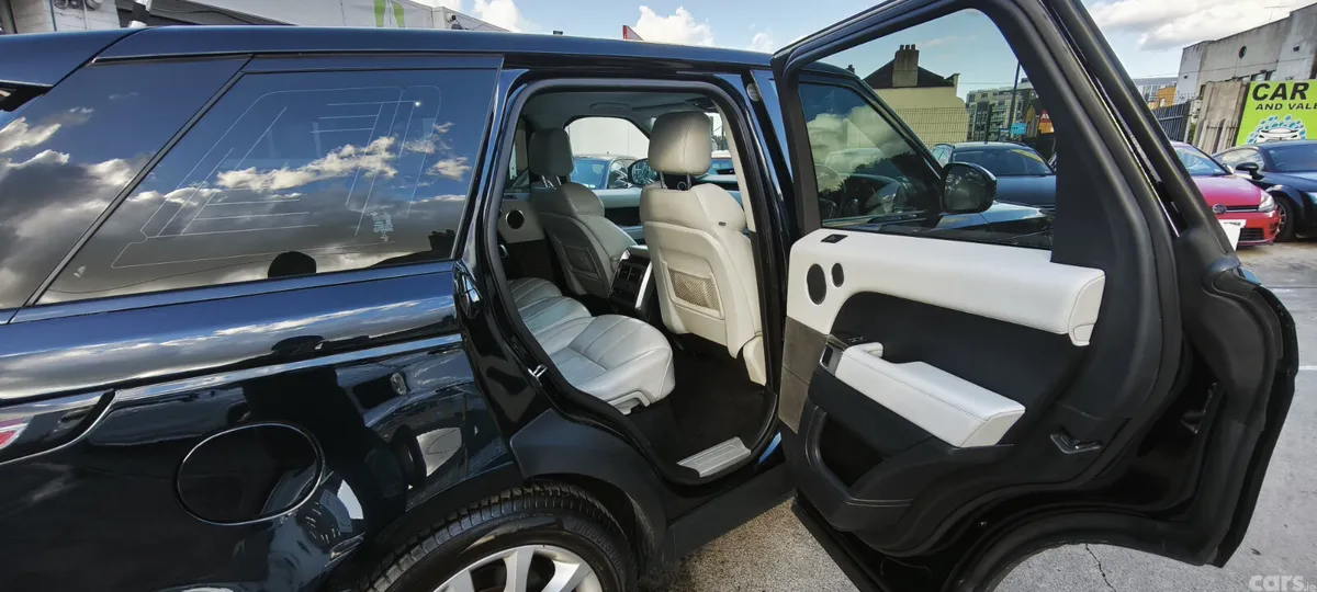 Land Rover Range Rover Sport SUV, Diesel, 2014, Black