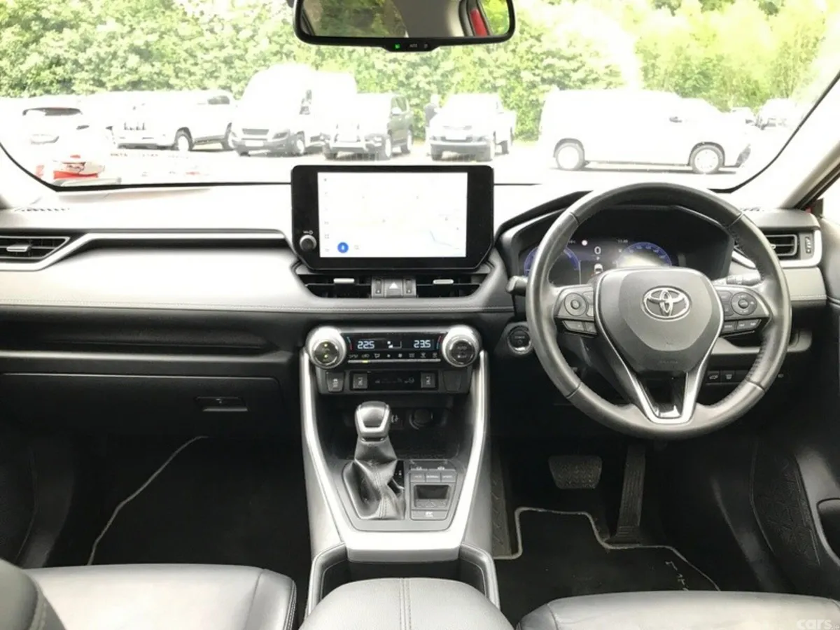 Toyota RAV4 SUV, Petrol Hybrid, 2023, Red