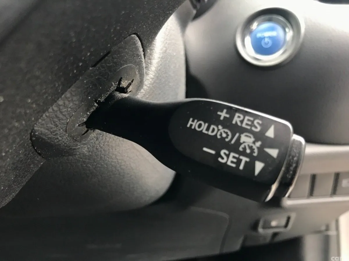 Toyota C-HR SUV, Petrol Hybrid, 2022, Grey
