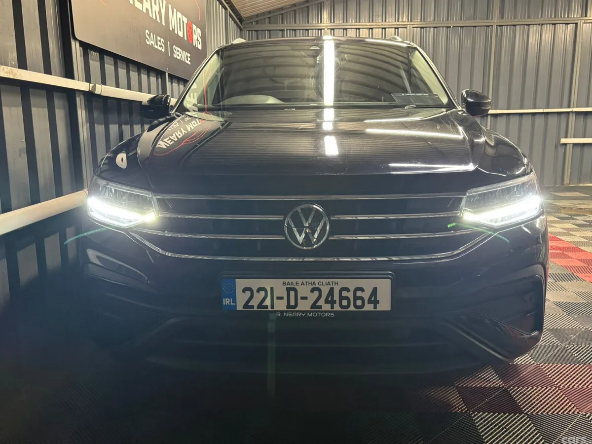 Volkswagen Tiguan SUV, Diesel, 2022, Black