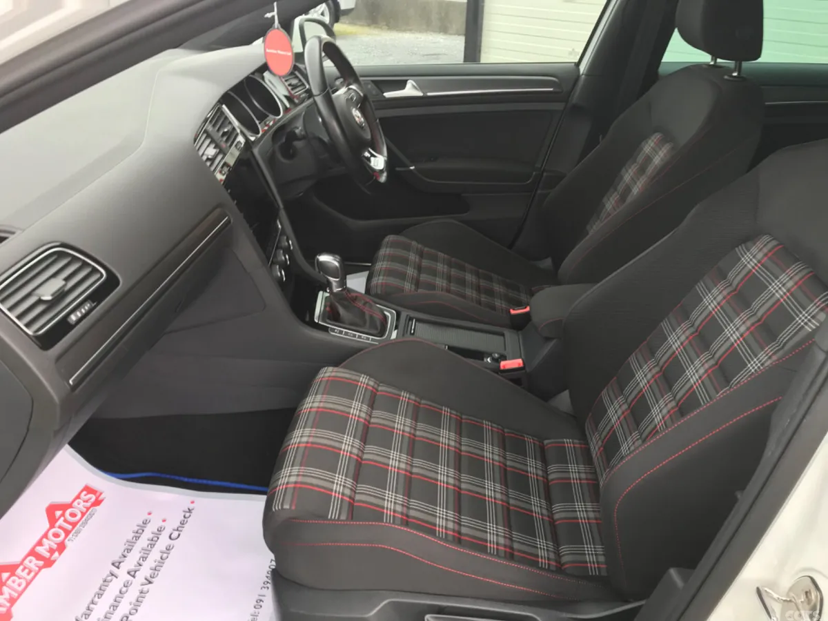 Volkswagen Golf Hatchback, Petrol, 2019, White