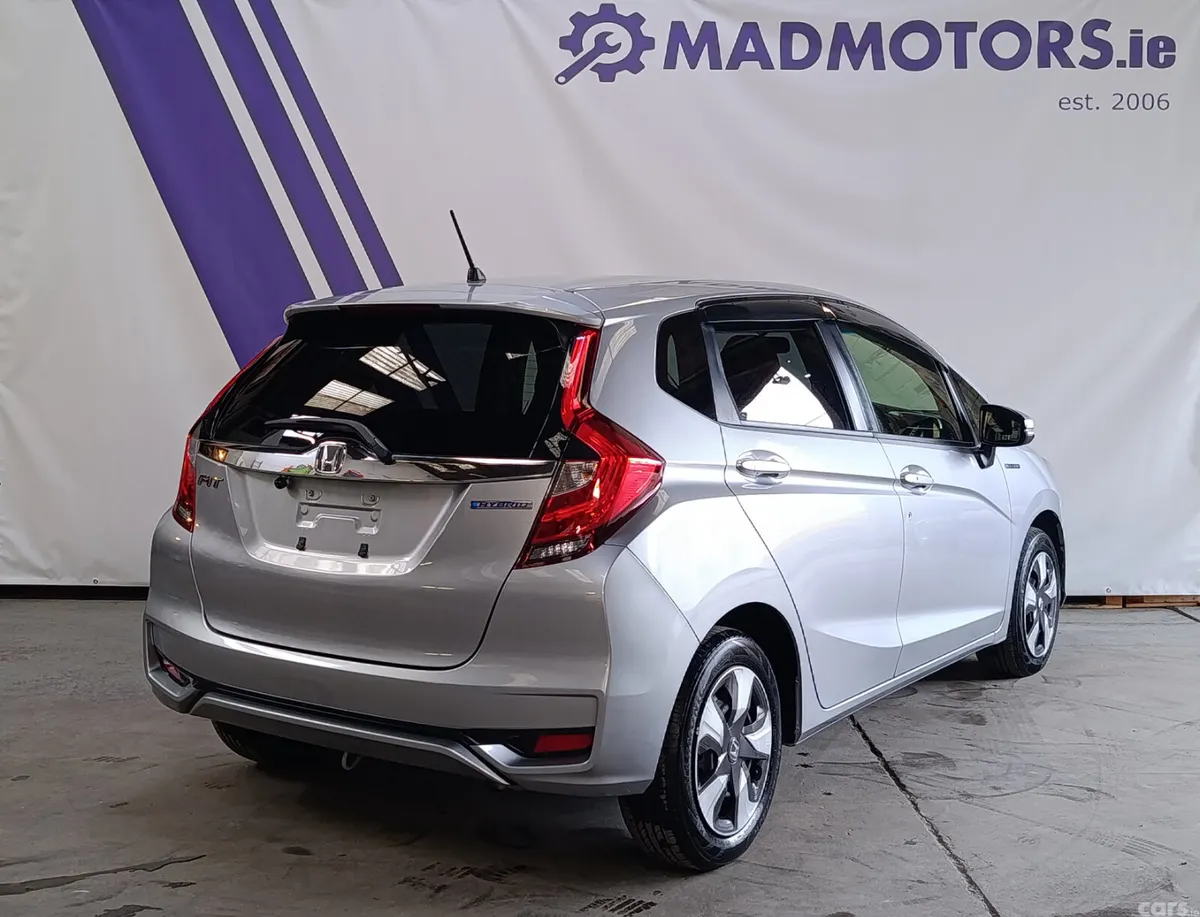 Honda Fit Hatchback, Petrol Hybrid, 2020, Silver