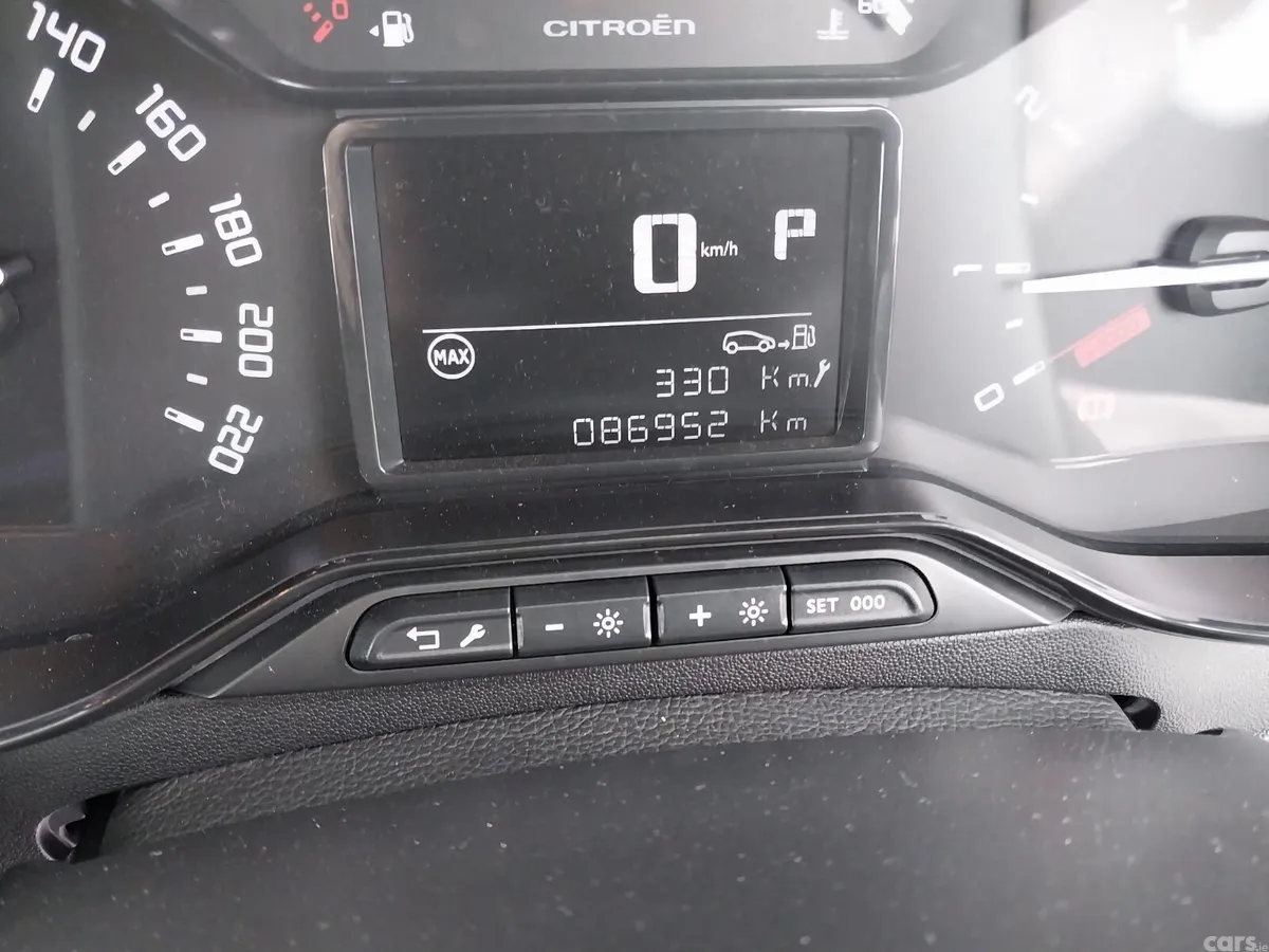 Citroen C3 Hatchback, Petrol, 2018, White